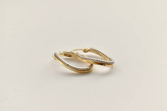 Boucle d'oreille en or